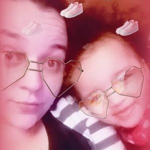 Meet your Posher, Dorine